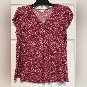 Monday Fun Floral Red Women's Top; Size M; Worn only a few times.